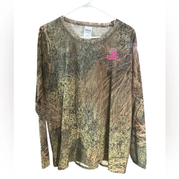 Mossy Oak Camo Long Sleeve with Pink Logo - Picture 1 of 3
